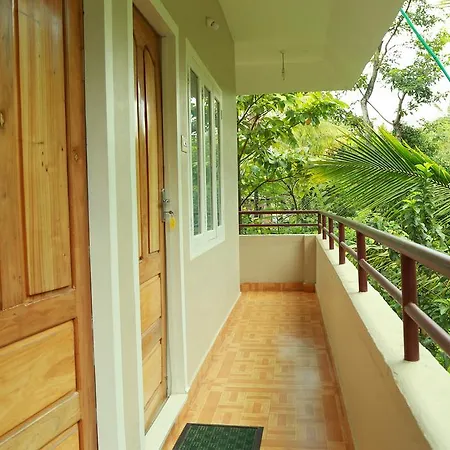 Ferndale Homestay Thekkady Exterior photo