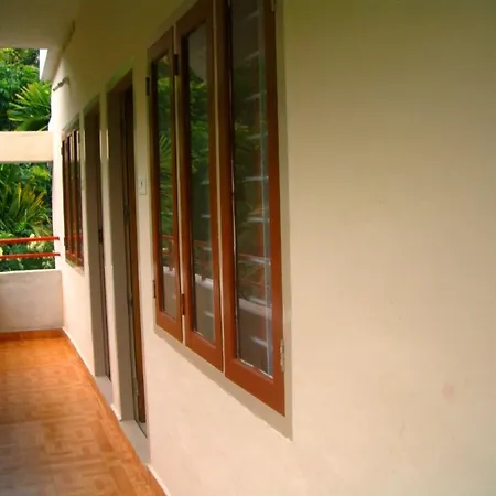 Ferndale Homestay Thekkady Exterior photo