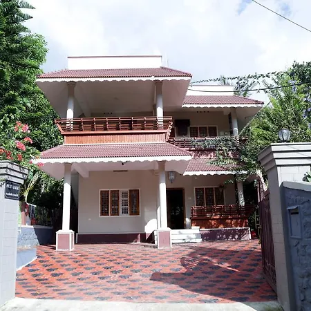 Ferndale Homestay Thekkady Exterior photo