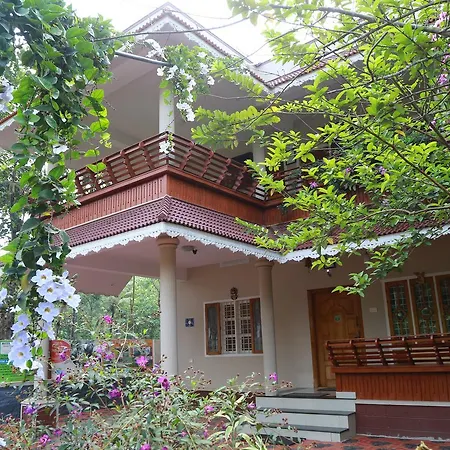 Ferndale Homestay Thekkady Exterior photo