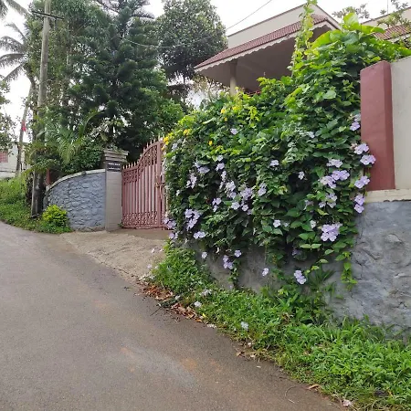 Ferndale Homestay Thekkady Exterior photo